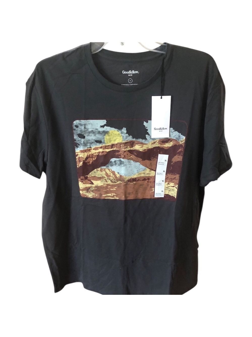 Men's Goodfellow & Co T-Shirt XL Black Graphic Tee